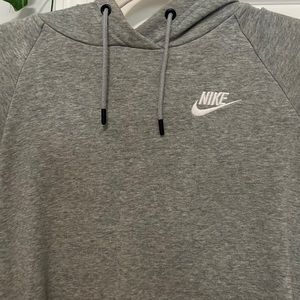 womans grey nike sweatshirt